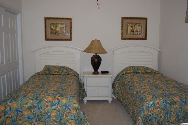 Building Photo - 4104 Pinehurst Cir