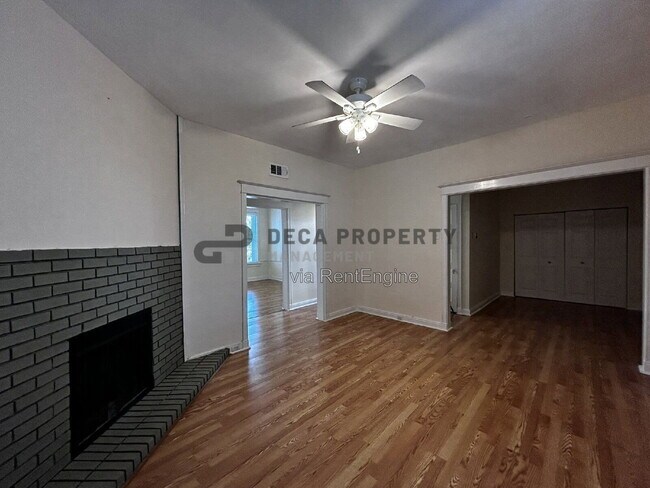 Building Photo - 4957 McPherson Ave