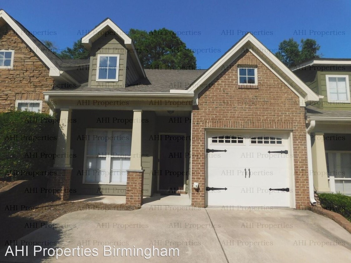 2 br, 2 bath House 3946 River Pointe Lane House Rental in Hoover