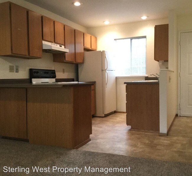 116 Pine St, Rogue River, OR 97537 Room for Rent in Rogue River, OR