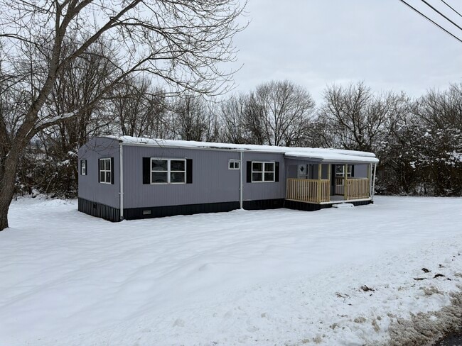 Building Photo - 208 Slate Hill Rd