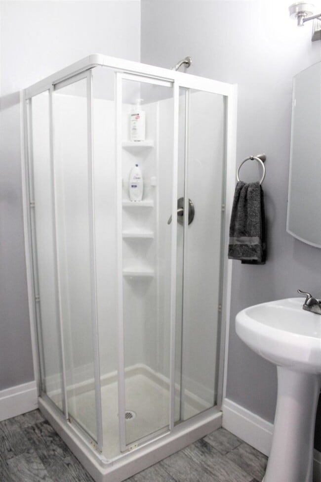 Building Photo - 2134 E Carson St