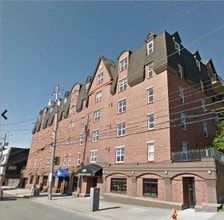 Building Photo - 1070 Barrington St