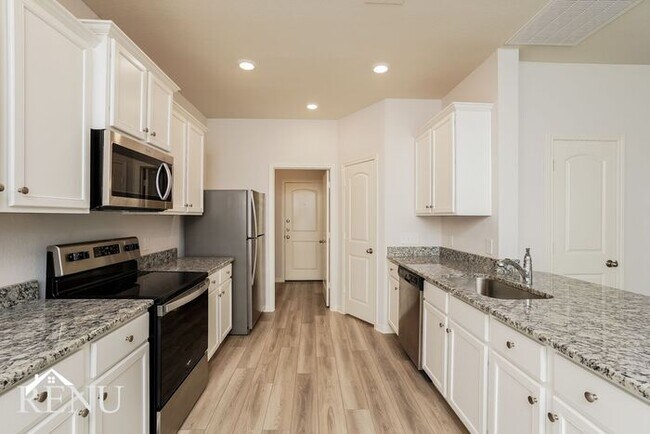 Foto del edificio - 10422 Sweetwater Creek Dr