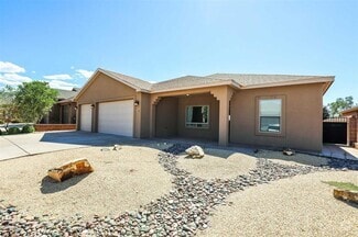 Building Photo - 568 San Simon Dr