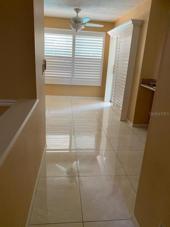 Foto del edificio - 2944 W Bayshore Ct