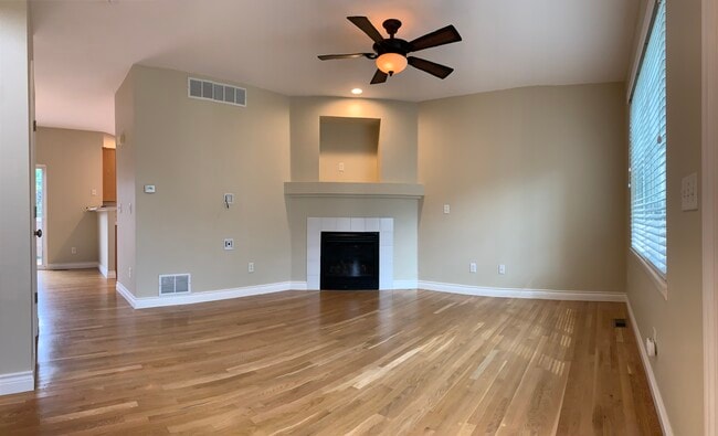 living room - 6815 S Webster St