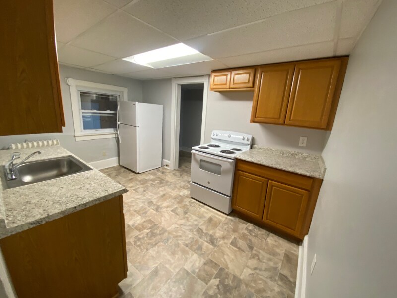 Foto principal - 423 E Main St