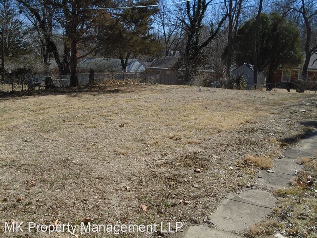 Building Photo - 2 br, 1 bath House - 2071 Tecumseh