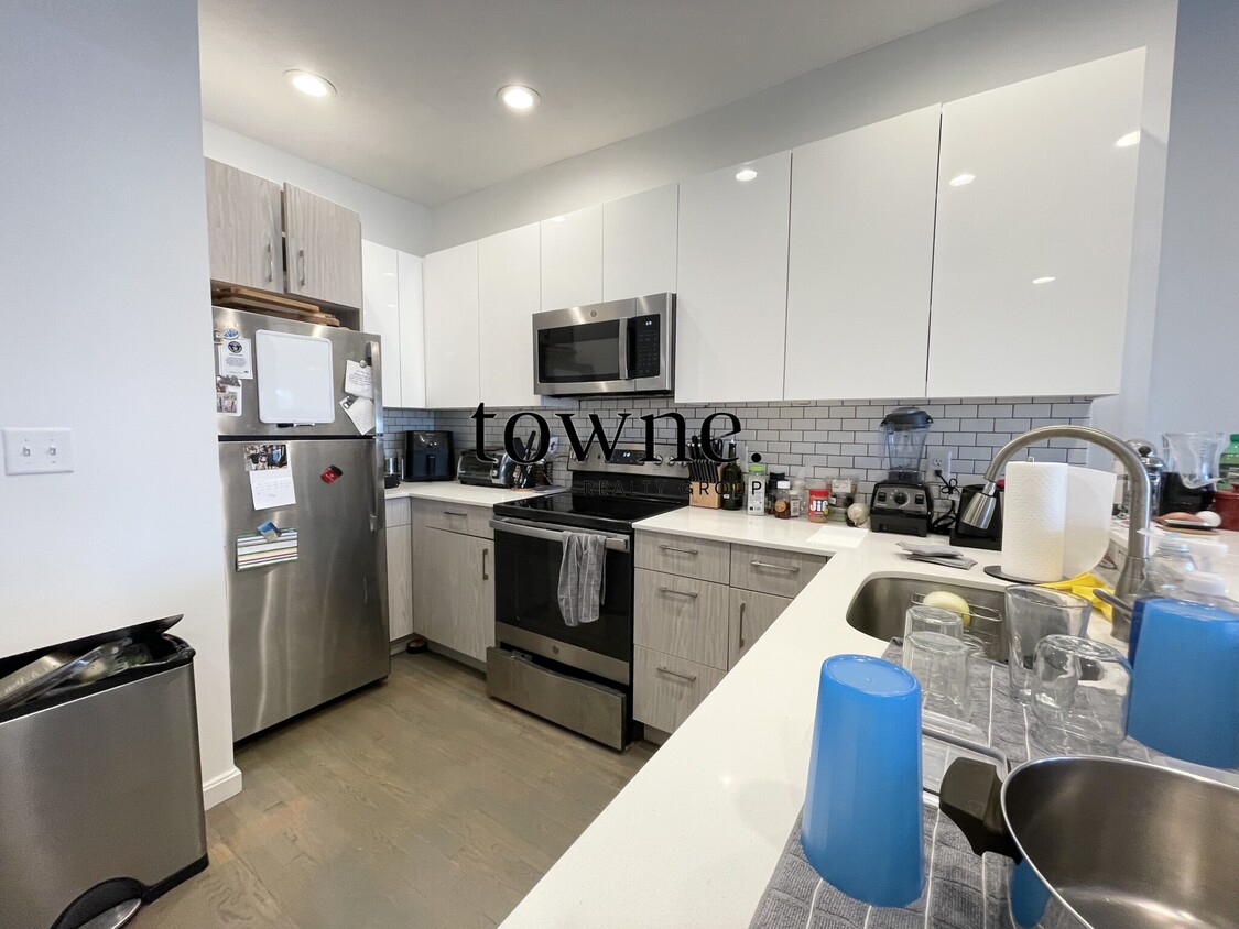 Foto principal - 1402 Beacon St