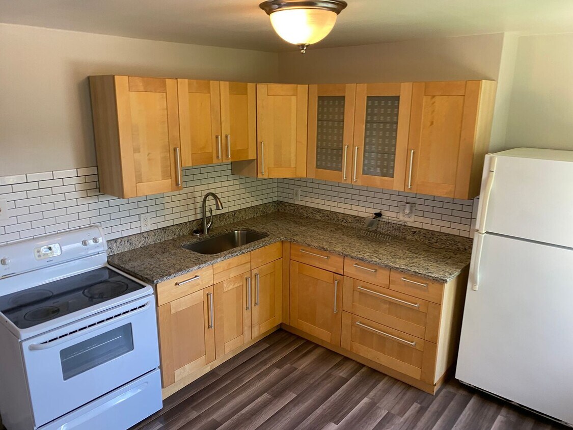 312-314 Kathleen Street - 312-314 Kathleen Street