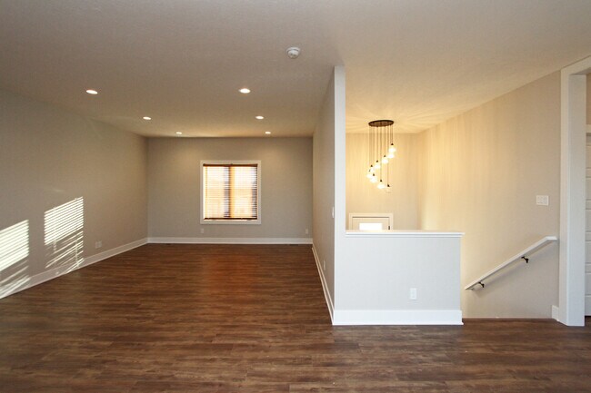 Building Photo - 1206 S 8th St
