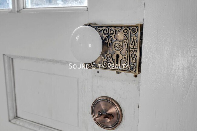 Foto del edificio - 1203 Kermit Dr