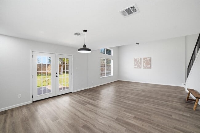 Building Photo - 1606 Rossport Bend