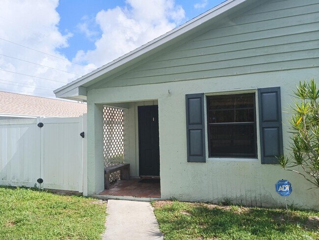 Building Photo - 4374 Walden Cir