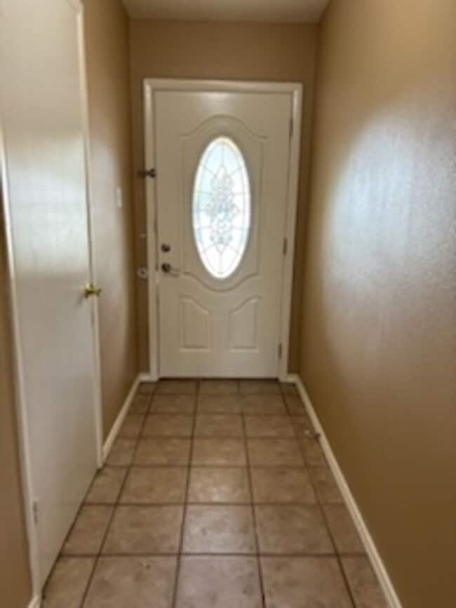Photo - Inside loop 410/ Single story House