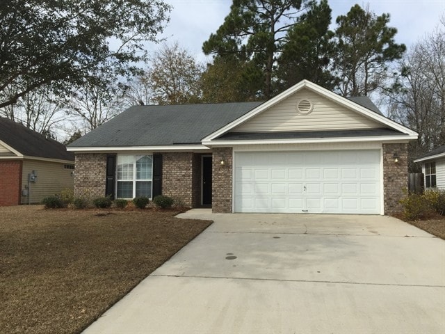 Primary Photo - 117 W Tisbury Lane