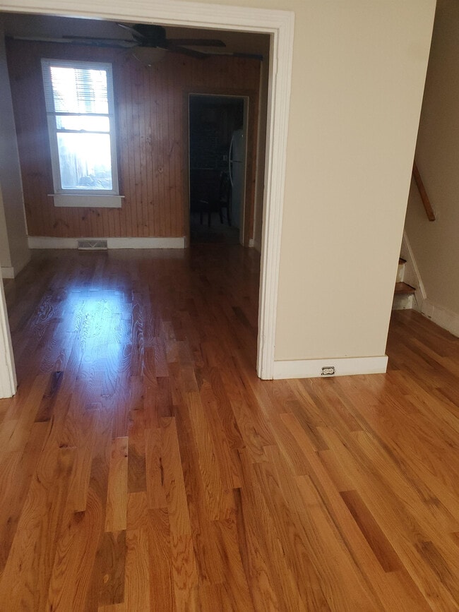 Photo - 319 S Jackson St Townhome