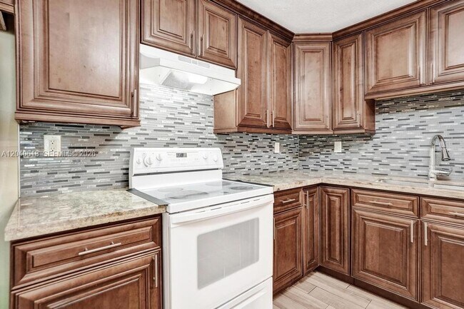 Foto del edificio - 4114 NW 88th Ave