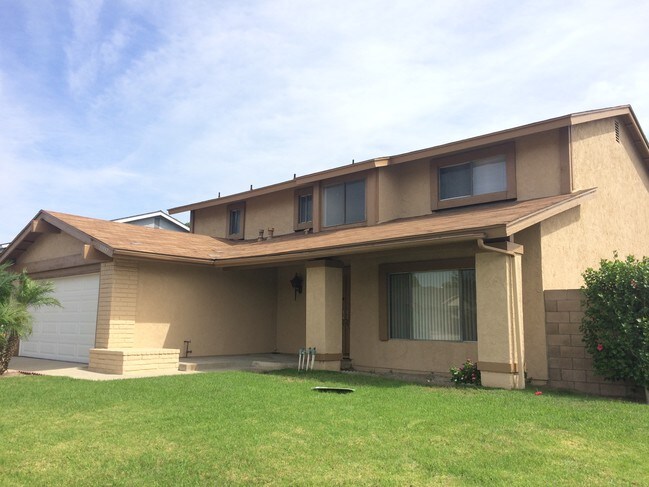 Building Photo - 13557 Preciado Ave