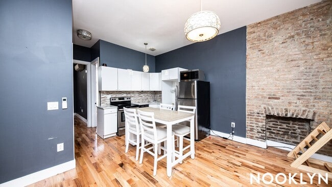 Foto del edificio - 68 Halsey St