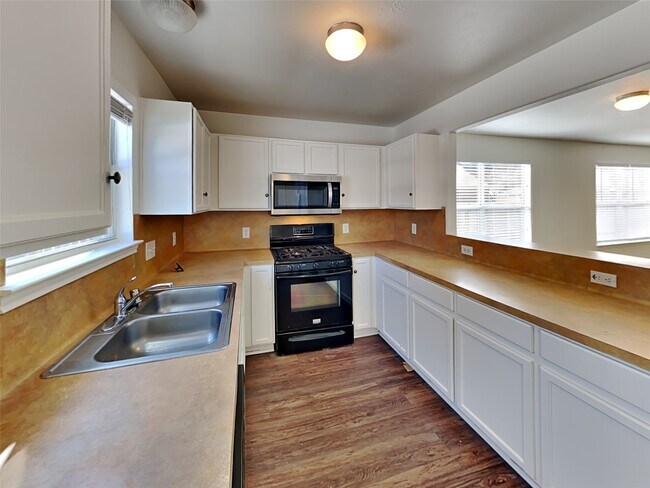 Foto del edificio - 9514 Chapelstone Ct