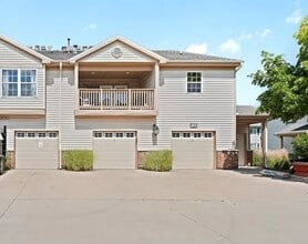 Building Photo - 3804 Thornhill Cir