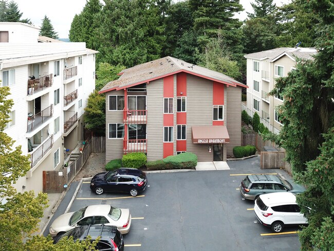 Building Photo - 12044 15th Ave NE