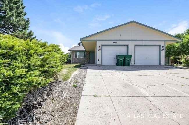 Building Photo - 108 Yank Way