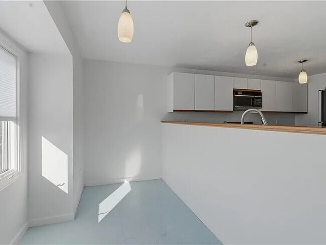 Foto del edificio - 39 Waterview Dr