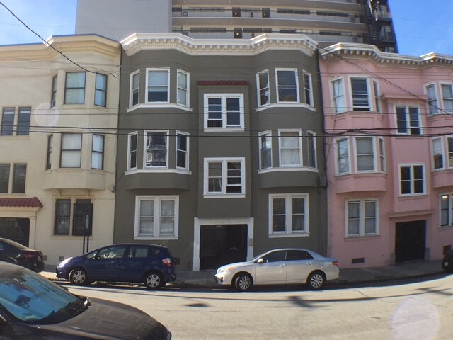 Primary Photo - 884 Greenwich St