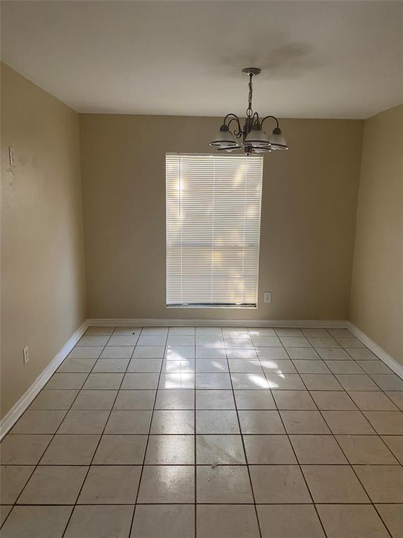 Building Photo - 14623 Lorne Dr