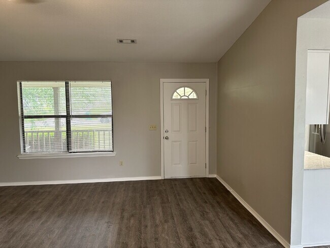 Building Photo - 2485 W Jane Cir Dr