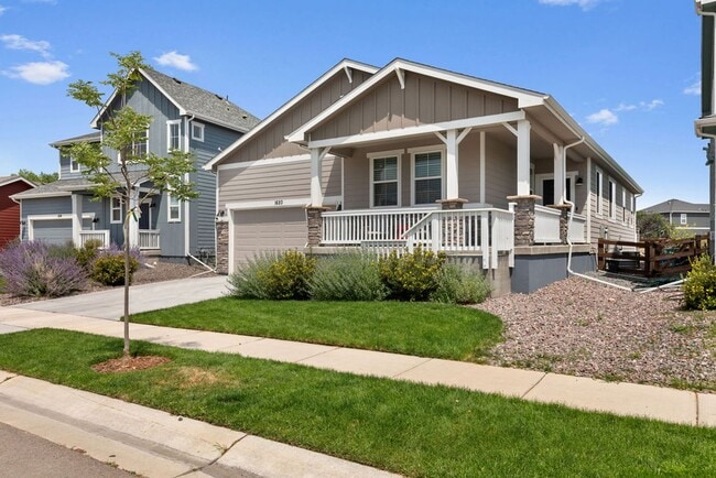 Building Photo - 4 Bedroom, 2 bath in Fort Collins - Backs ...