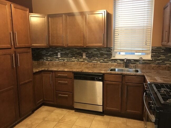 Foto del edificio - Beautiful renovated home