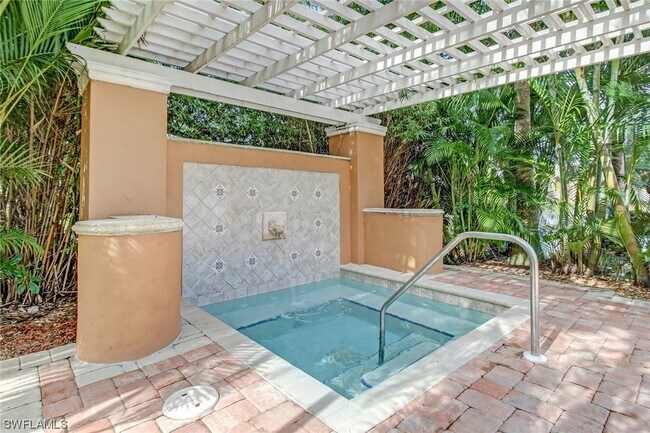Foto del edificio - 1210 Wildwood Lakes Blvd