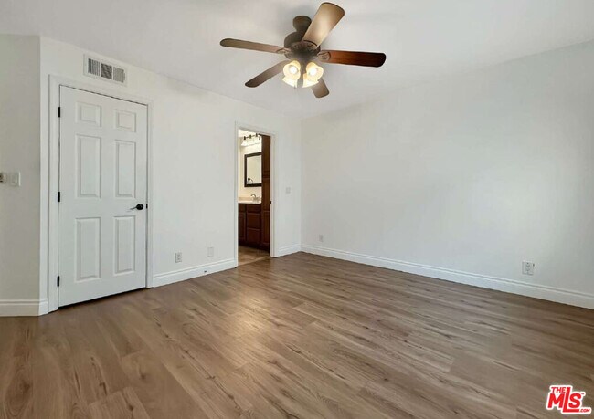 Foto del edificio - 26758 Claudette St