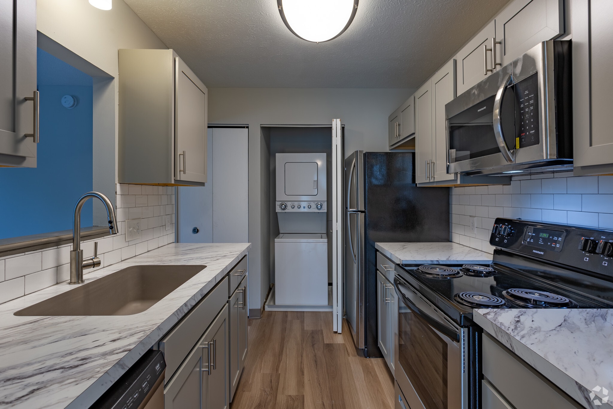 Whitewood Townhome & Loft Apartments – photo 1 of 27