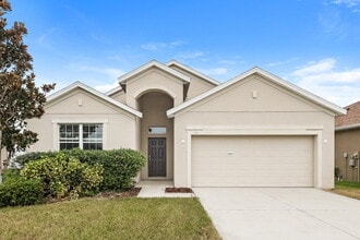 Building Photo - 955 Krenson Woods Rd