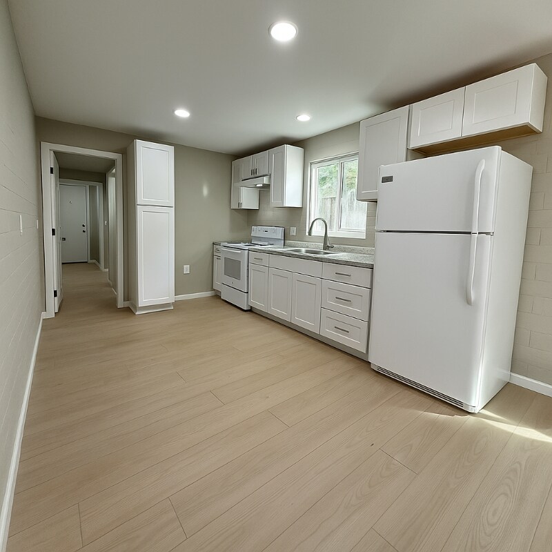 Primary Photo - 120 W Blacklidge Dr