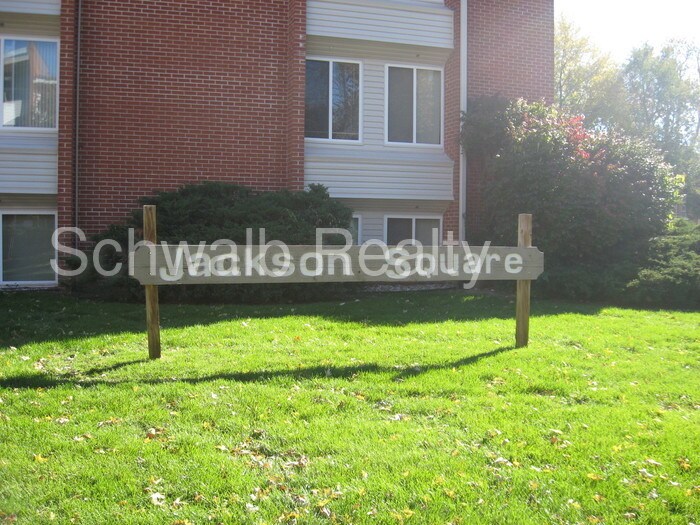 Foto principal - 535 S 37th St