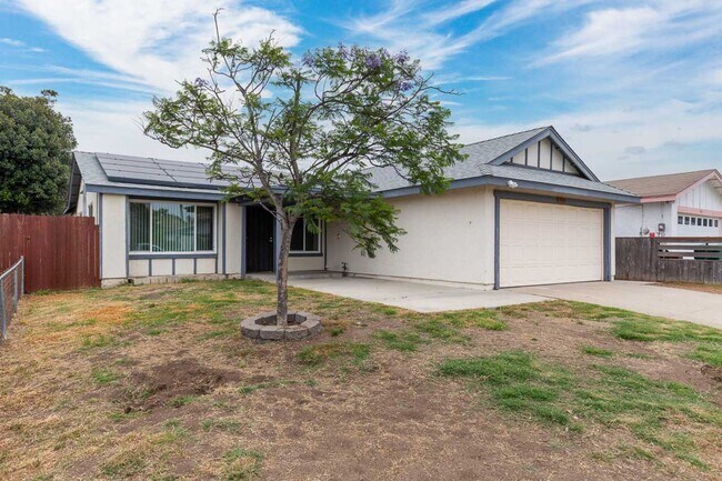Foto del edificio - 3 bed, 2 bath Single Family Home in Mira Mesa
