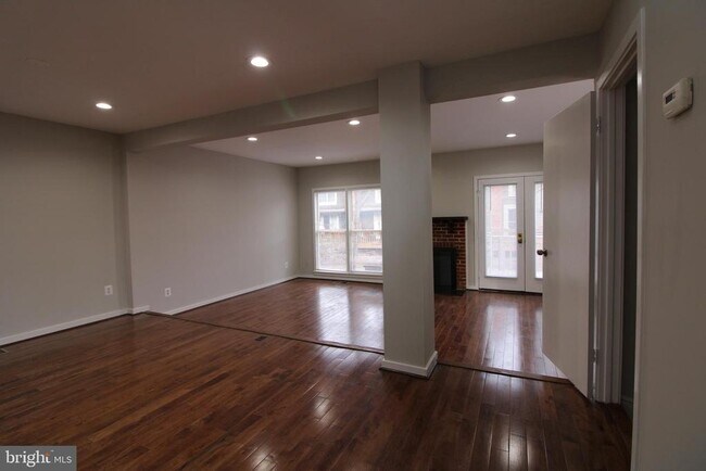 Building Photo - 11430 Fairway Dr