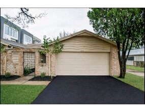 Building Photo - 5814 Fairdale Ln