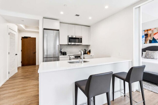 Building Photo - 131 Seaport Blvd