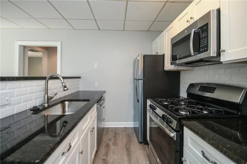 Foto principal - 241 Norris Dr