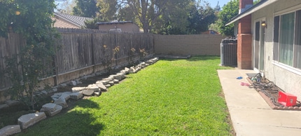 Building Photo - 11180 Cochran Ave