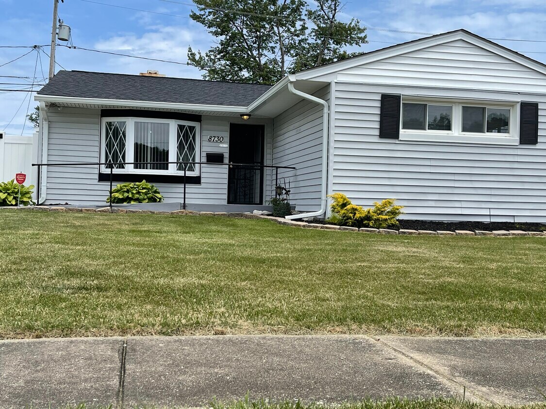 Street view - 8730 Stockwell Rd
