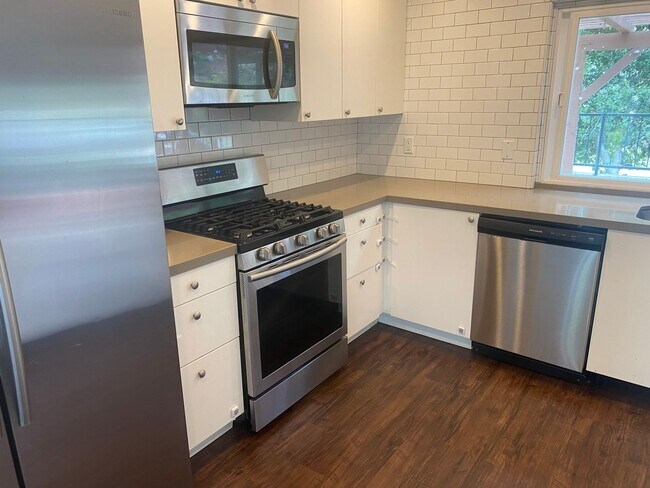 Foto del edificio - Mission Oaks