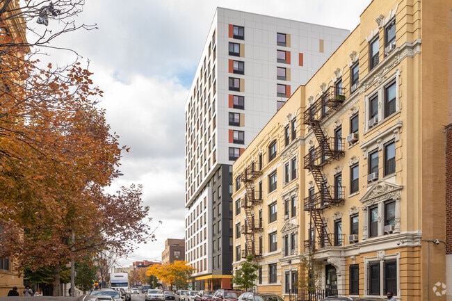 Building Photo - Betances VI Family Residences